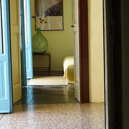 Albonico Bed and breakfast 2*