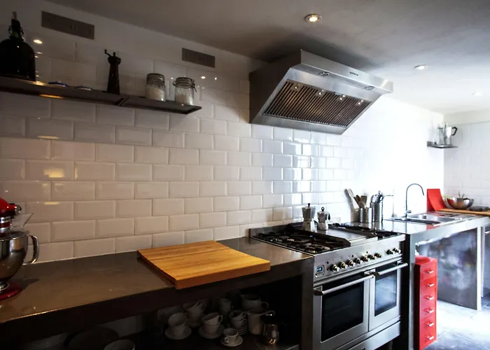 Albonico לינה וארוחת בוקר לאליו