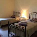 לינה וארוחת בוקר Albonico 2*